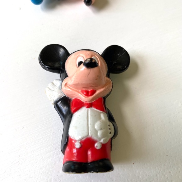 Seven vintage Disney figurines. Minnie Mickey daisy and Goofy - Picture 4 of 11